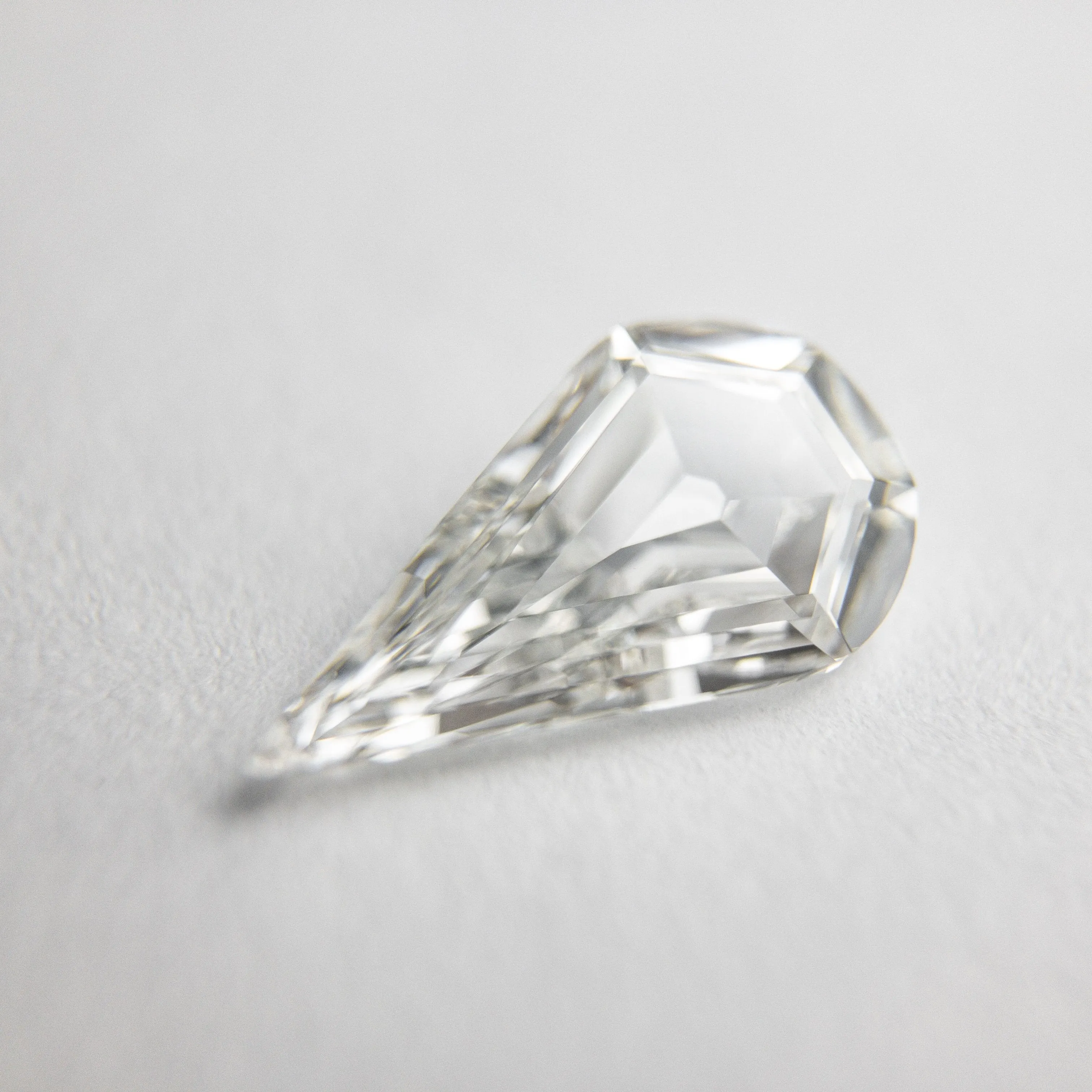 0.93ct 10.65x5.88x2.32mm GIA VS2 G Pear Step Cut 18395-01