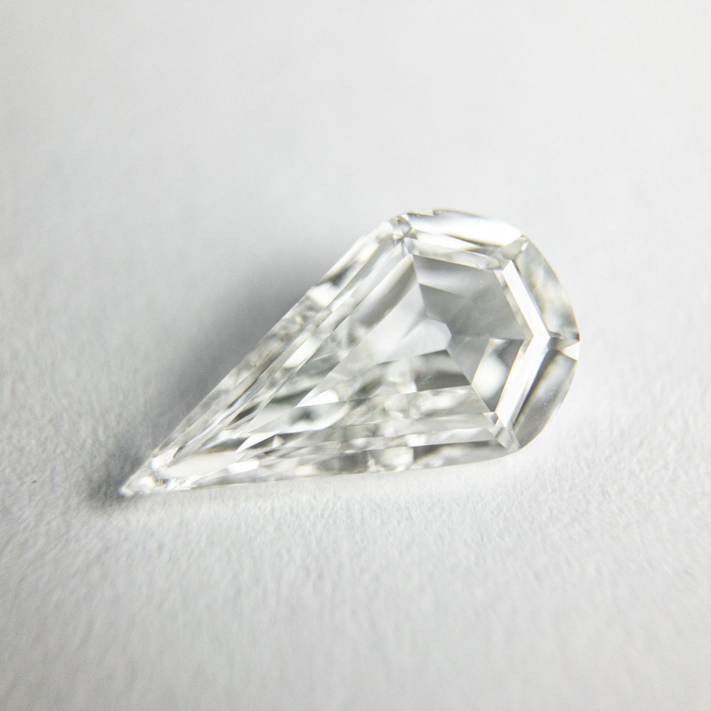 0.93ct 10.65x5.88x2.32mm GIA VS2 G Pear Step Cut 18395-01