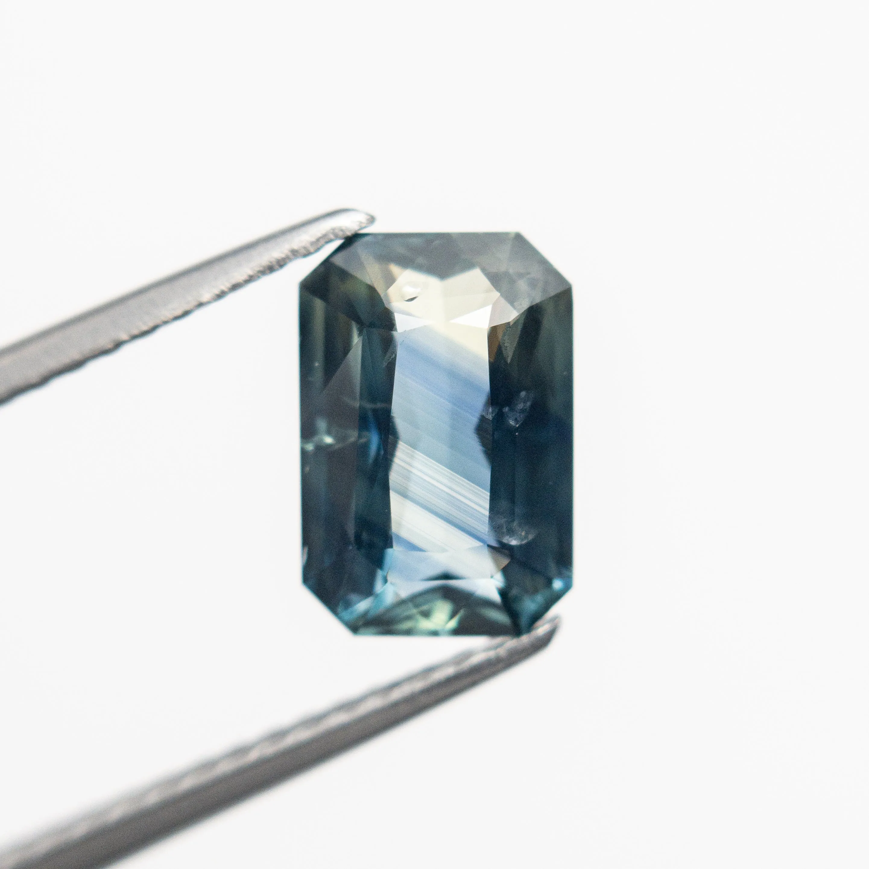 2.05ct 8.71x5.90x3.64mm Cut Corner Rectangle Brilliant Sapphire 21630-01