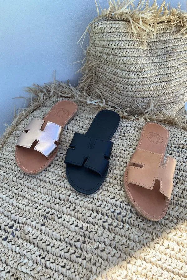 H Sandals Gold