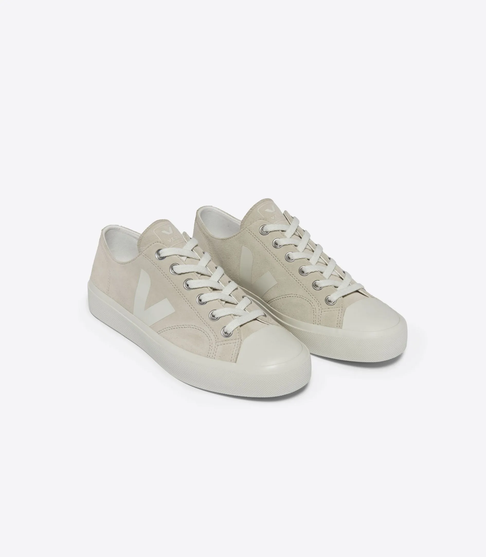 Veja Women's Wata ll Low Suede